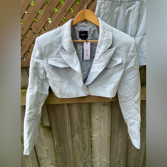 Nasty Gal NWT 2 Piece Tailored Crop Blazer and Short Set - Picture 5 of 12